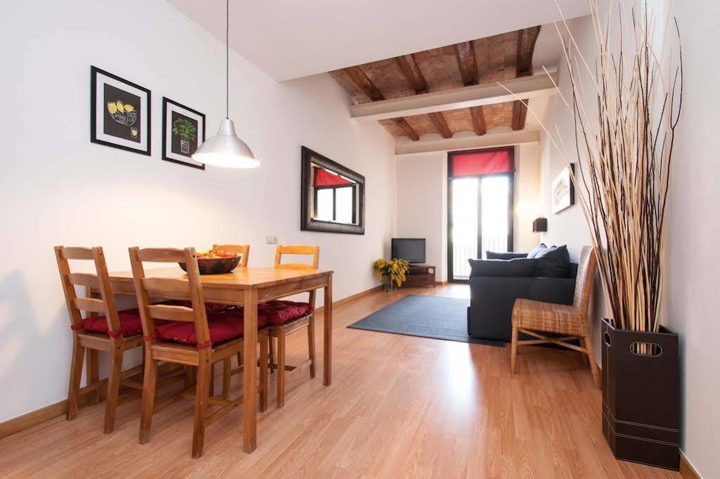 Short Stay Group Liceu Serviced Apartments Барселона Экстерьер фото